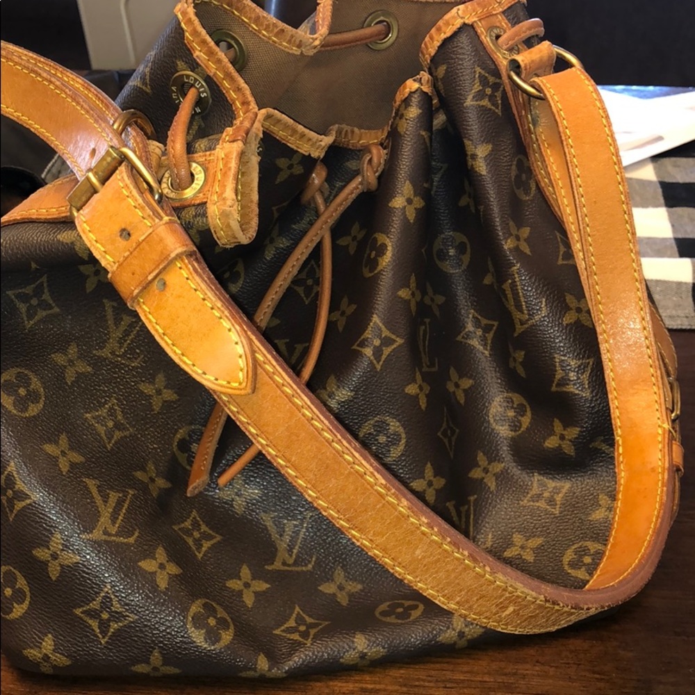 Louis Vuitton Noe PM